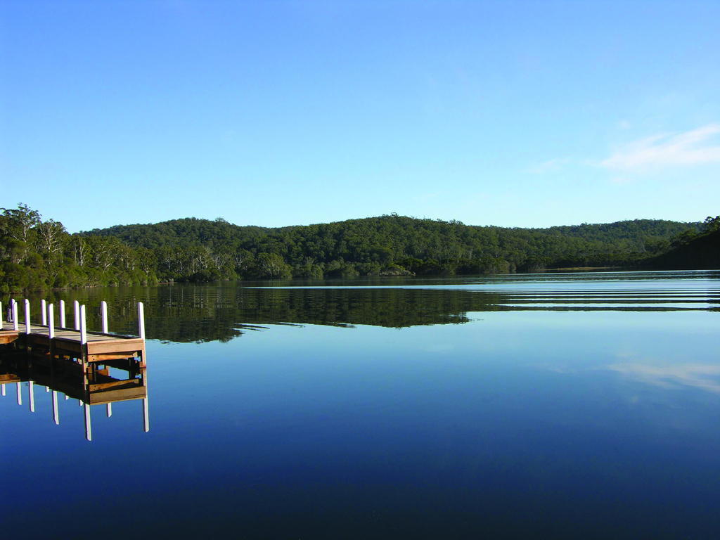 Hotel Gipsy Point Lakeside Extérieur photo